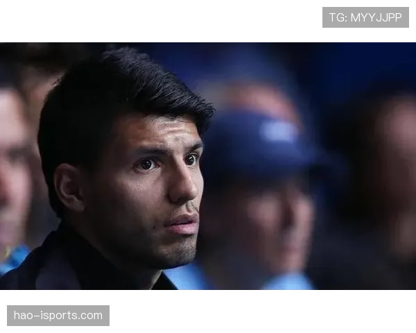 凯恩与本泽马：全能前锋的战术角色与技术全面性对比分析